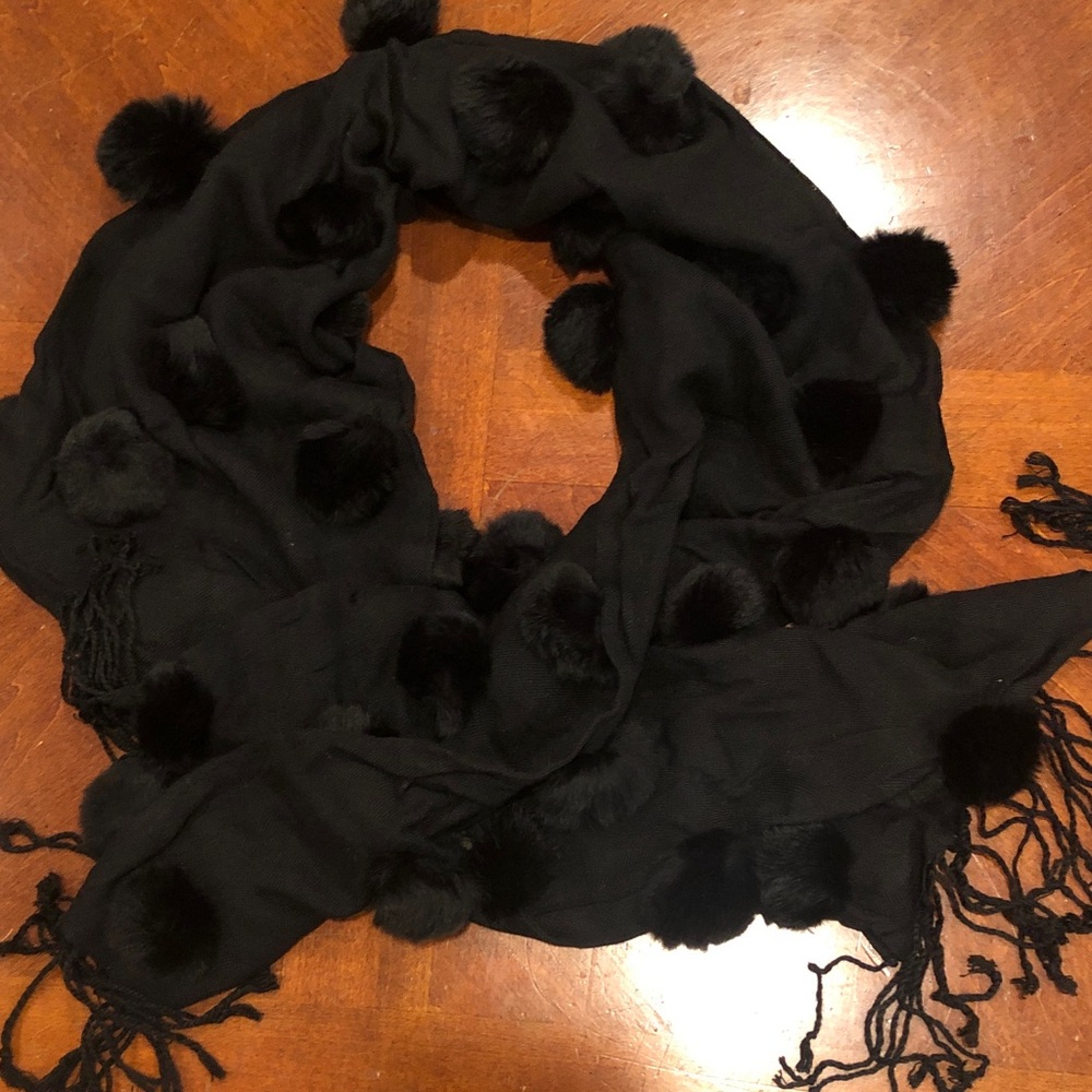 Black pashmina scarf